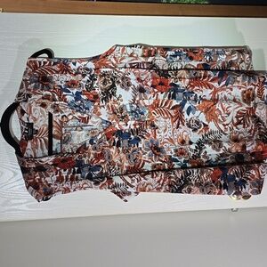 Cocomo Woman 2x floral top
